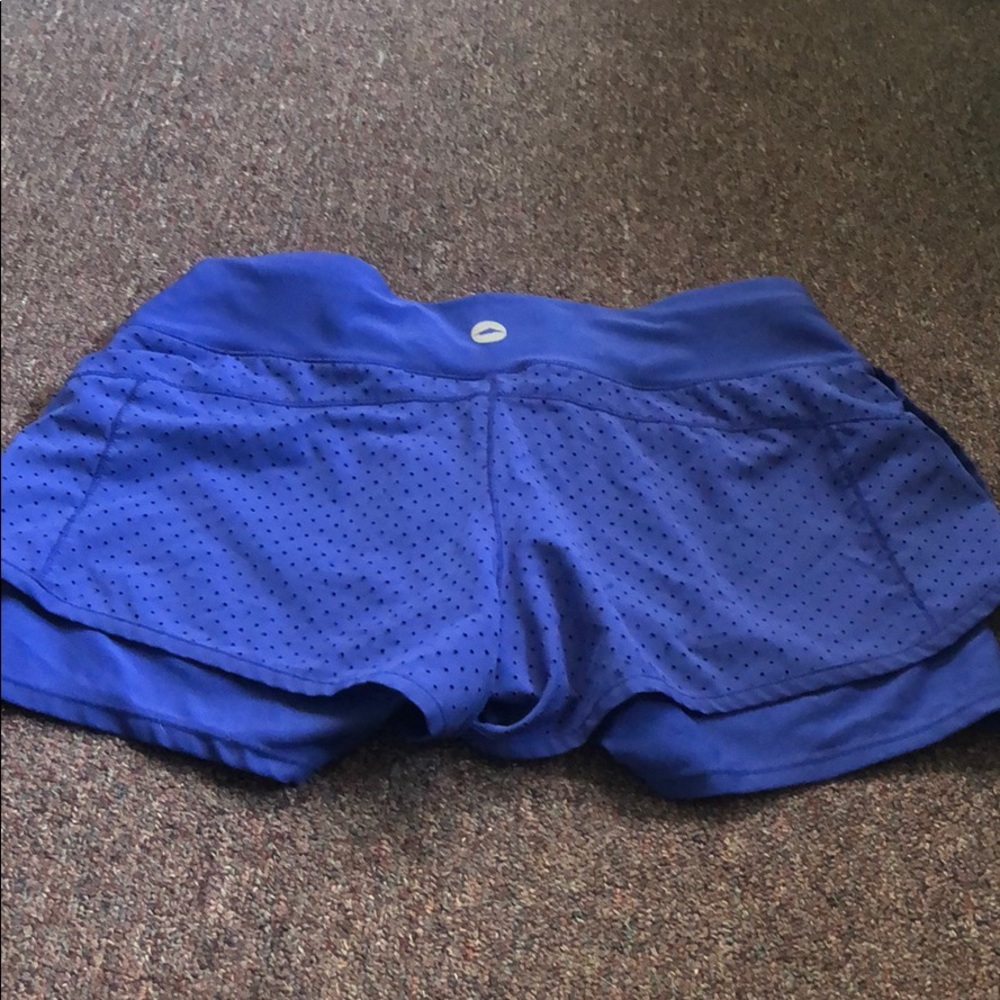 3 pairs of athletic shorts - Picture 4 of 8